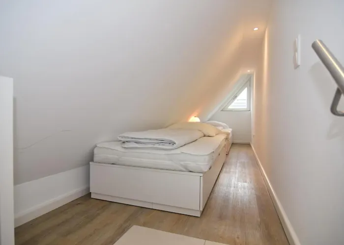 Fischer Hues 33b Semesterbostad