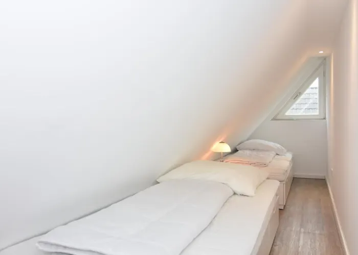 Fischer Hues 33b Semesterbostad